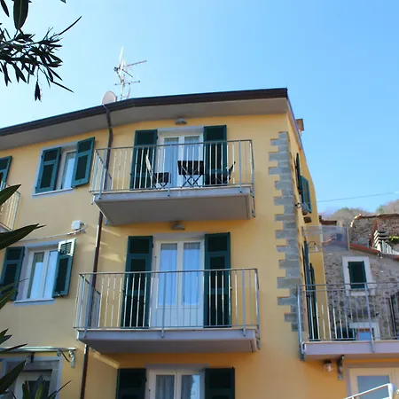 Pietra Di Mare 3* Biassa