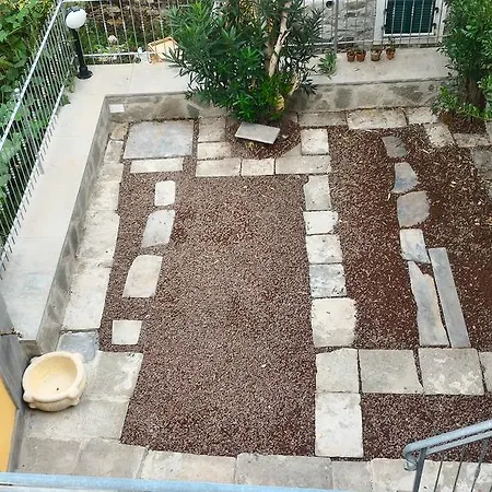 Gæstehus Pietra Di Mare Biassa