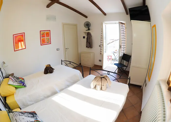 Pietra Di Mare Biassa