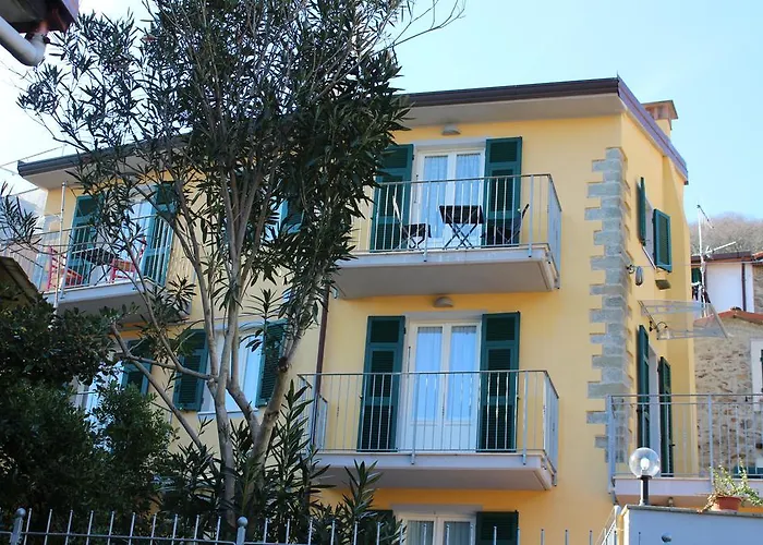 Casa de hóspedes Pietra Di Mare 3*
