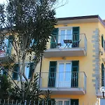 Πανσιόν Pietra Di Mare 3*
