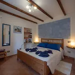 Πανσιόν Pietra Di Mare 3*