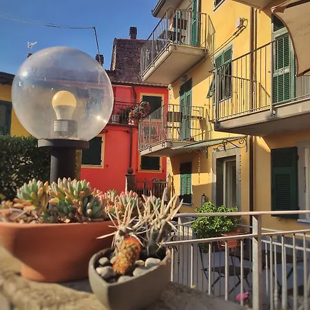 Pietra Di Mare 3* Biassa