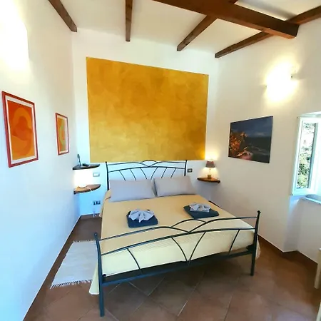 Pietra Di Mare Pensionat Biassa