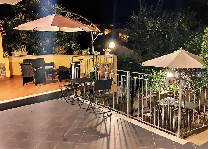 Pietra Di Mare Biassa